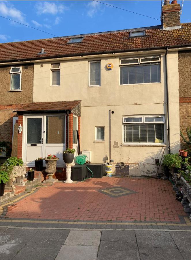 London Retreat Apartment Екстериор снимка